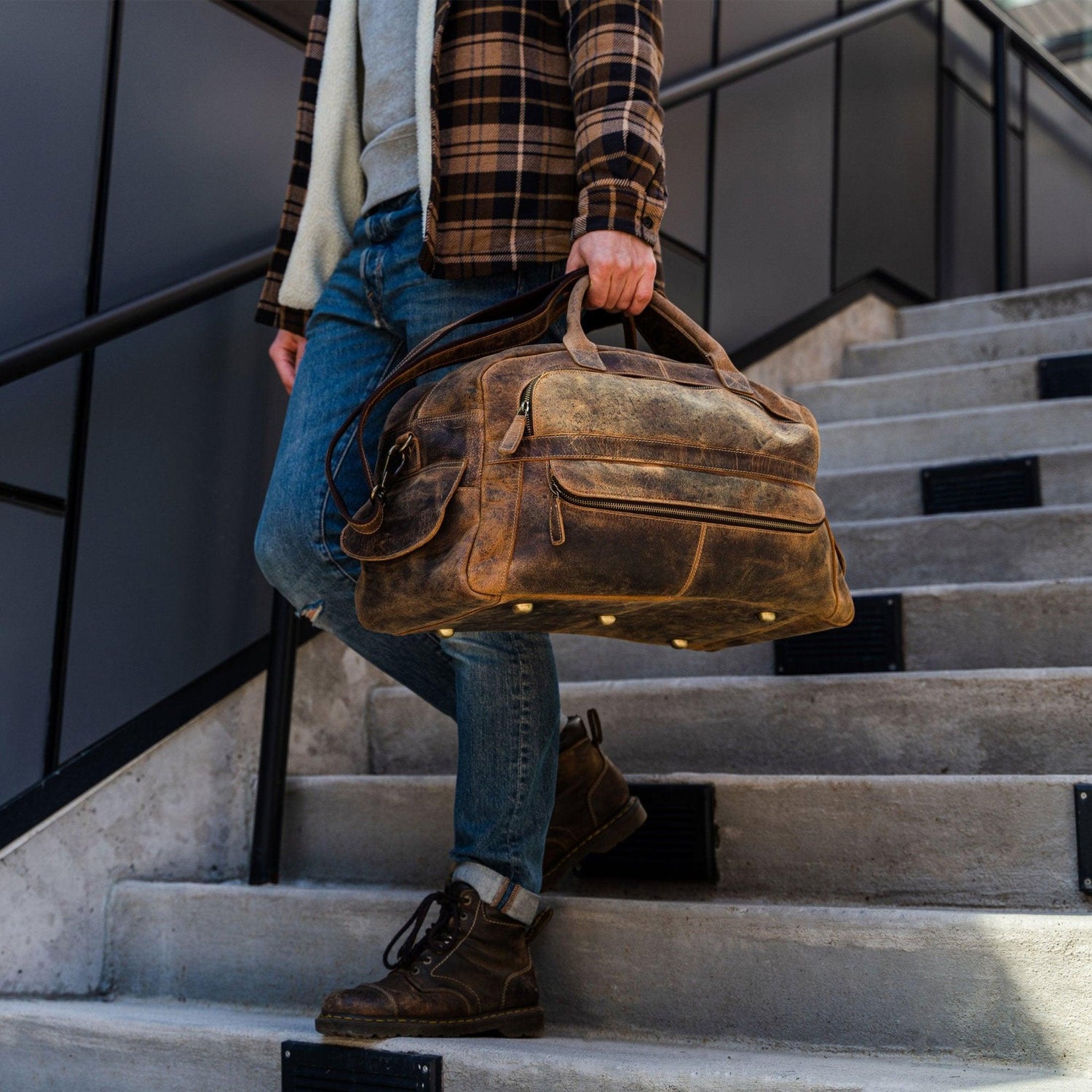 20 inch leather duffle bag