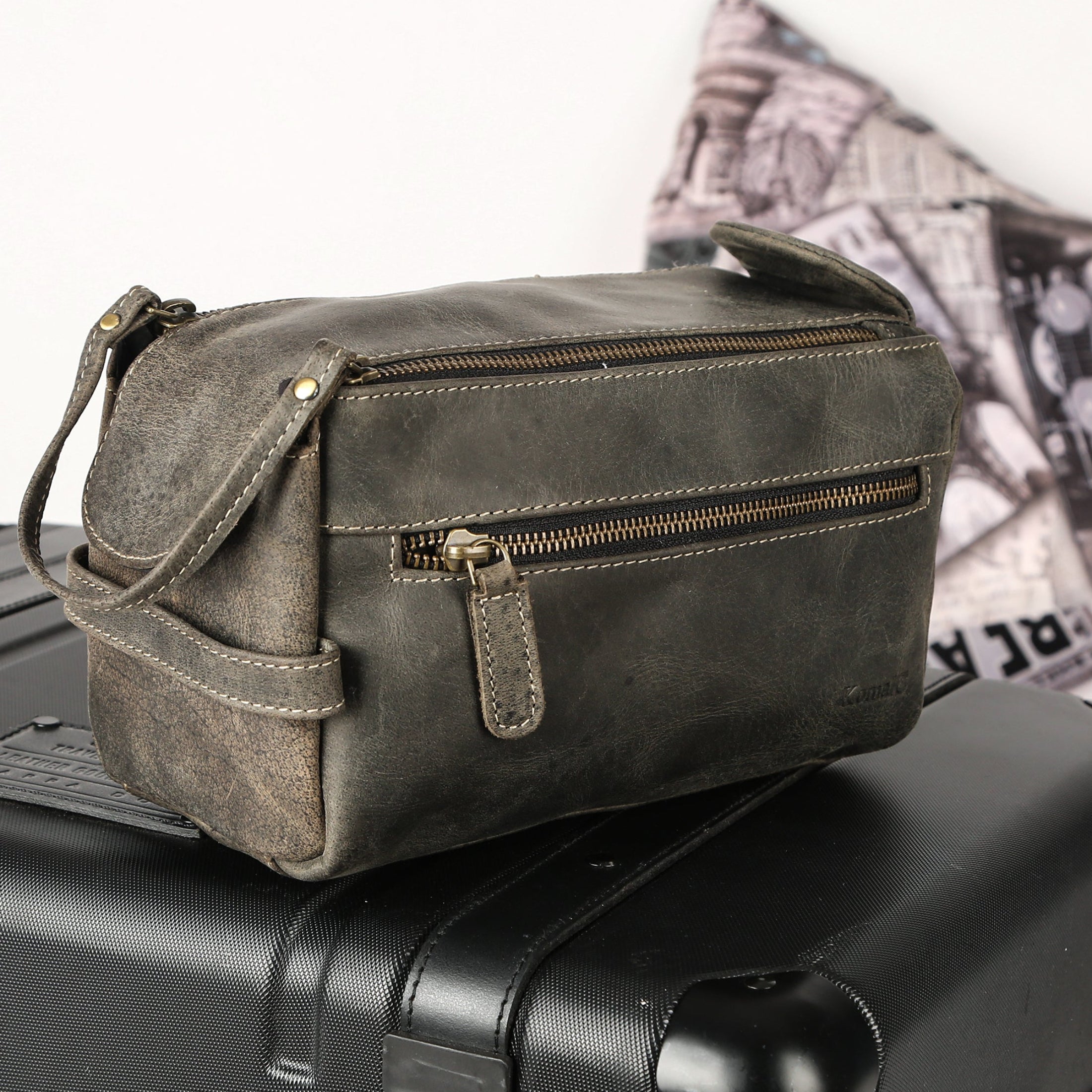 best leather travel toiletry bag 