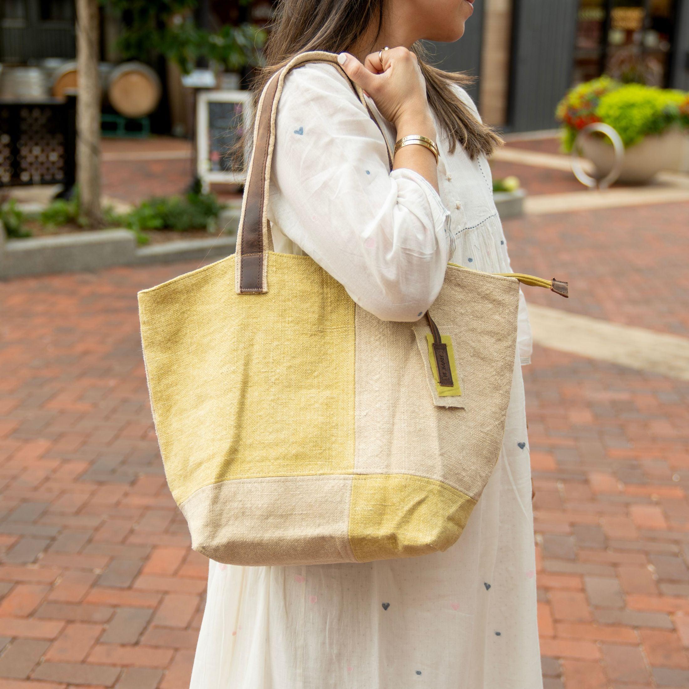 Spacious and lightweight casual handbag