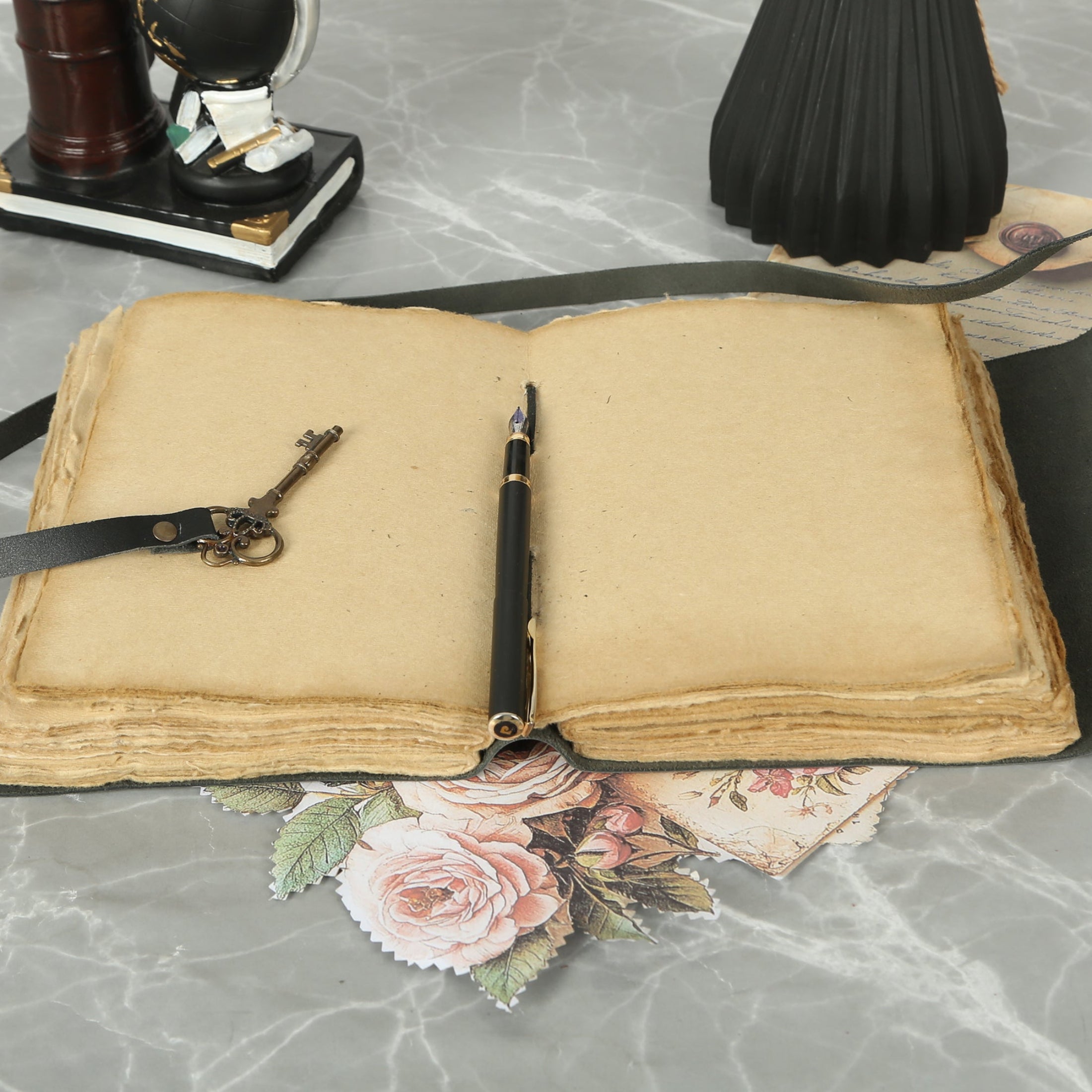 Leather Journal with unlined Deckle Edge Paper Vintage Key/ Handmade Writing Notebook Diary/ Bound Daily Notepad for Men & Women (Black)