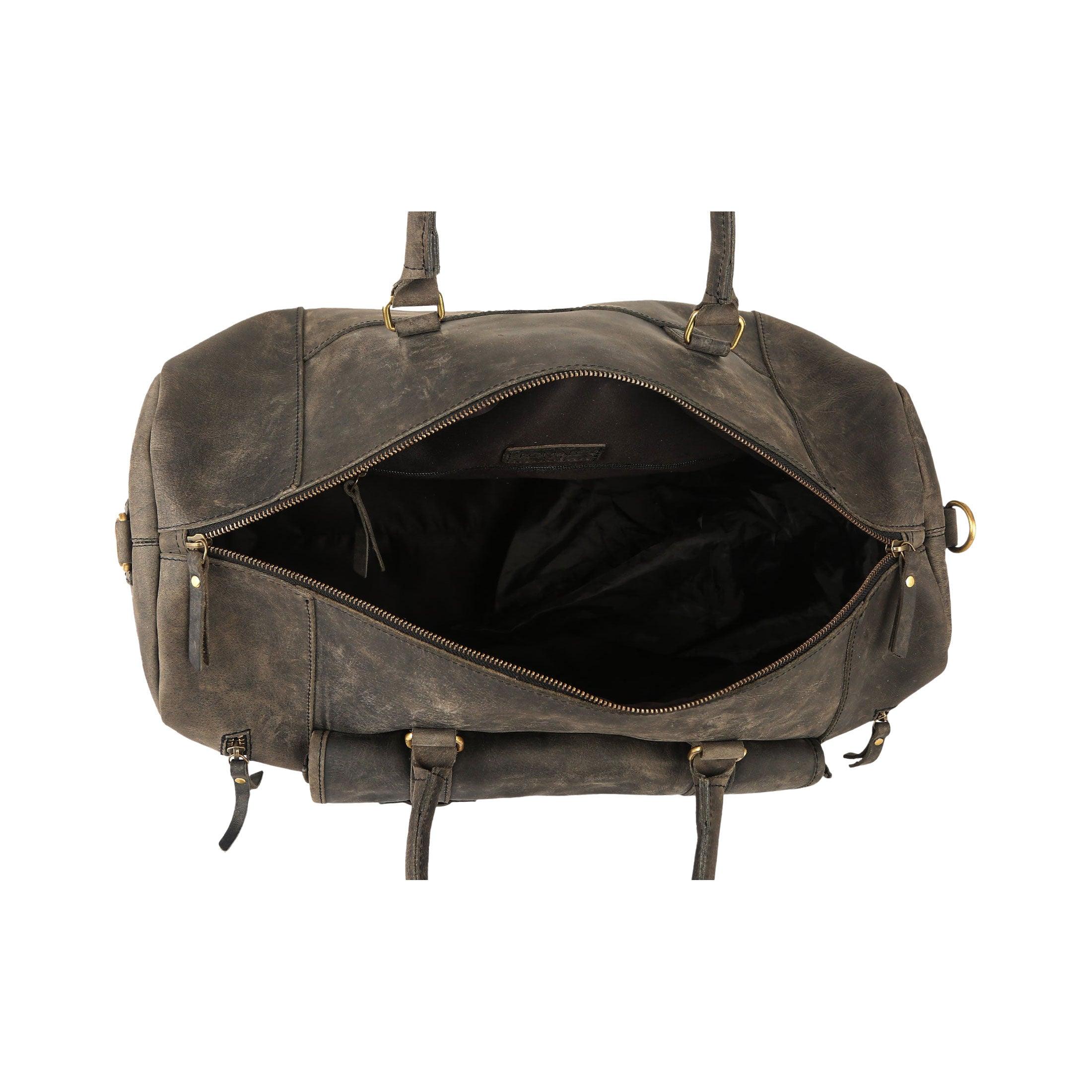 Spacious vintage leather duffel bag for men and women