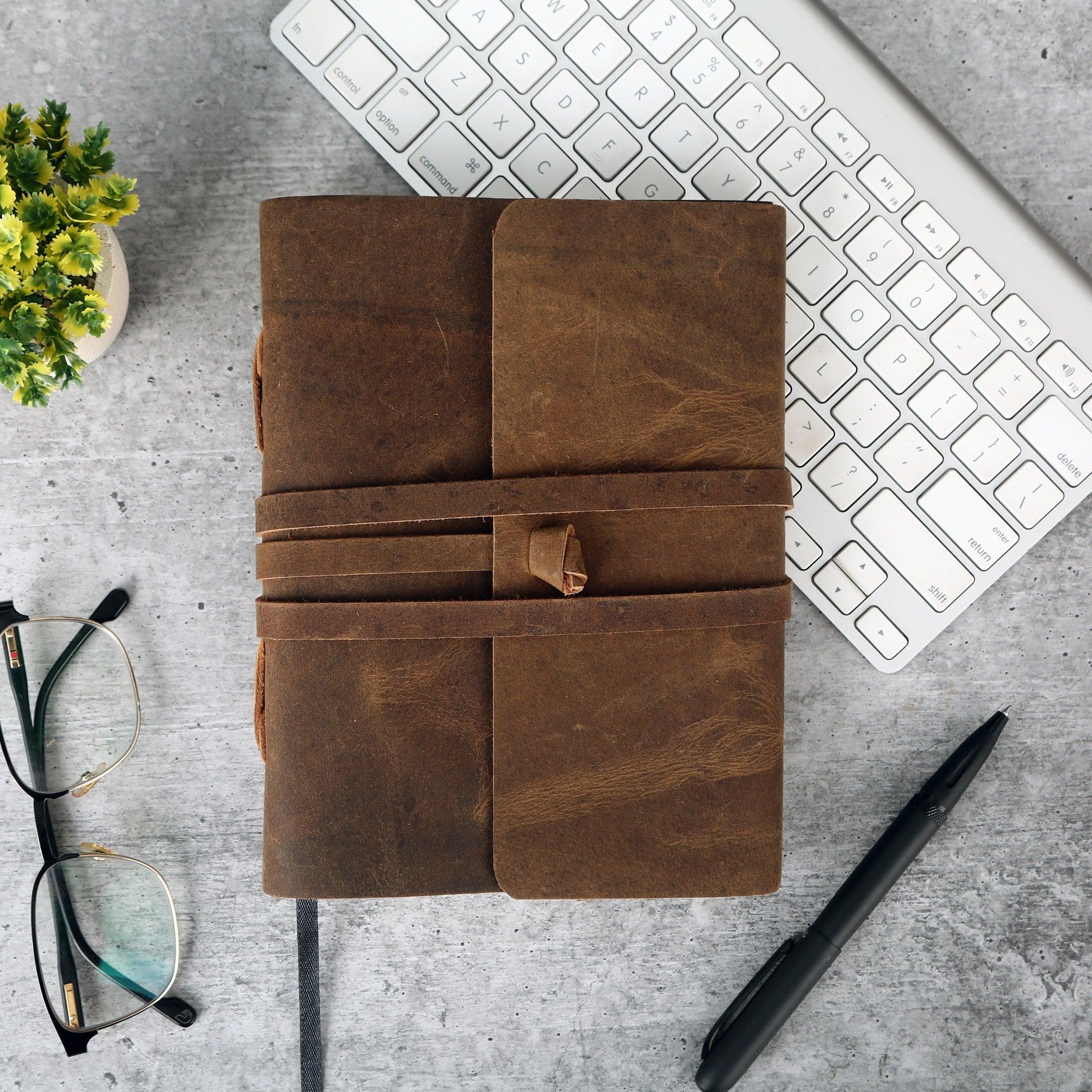 Leather Journal with Lined Paper and Luxury Pen - Handmade Writing Notebook Diary for Men & Women, 7 x 5 Inches