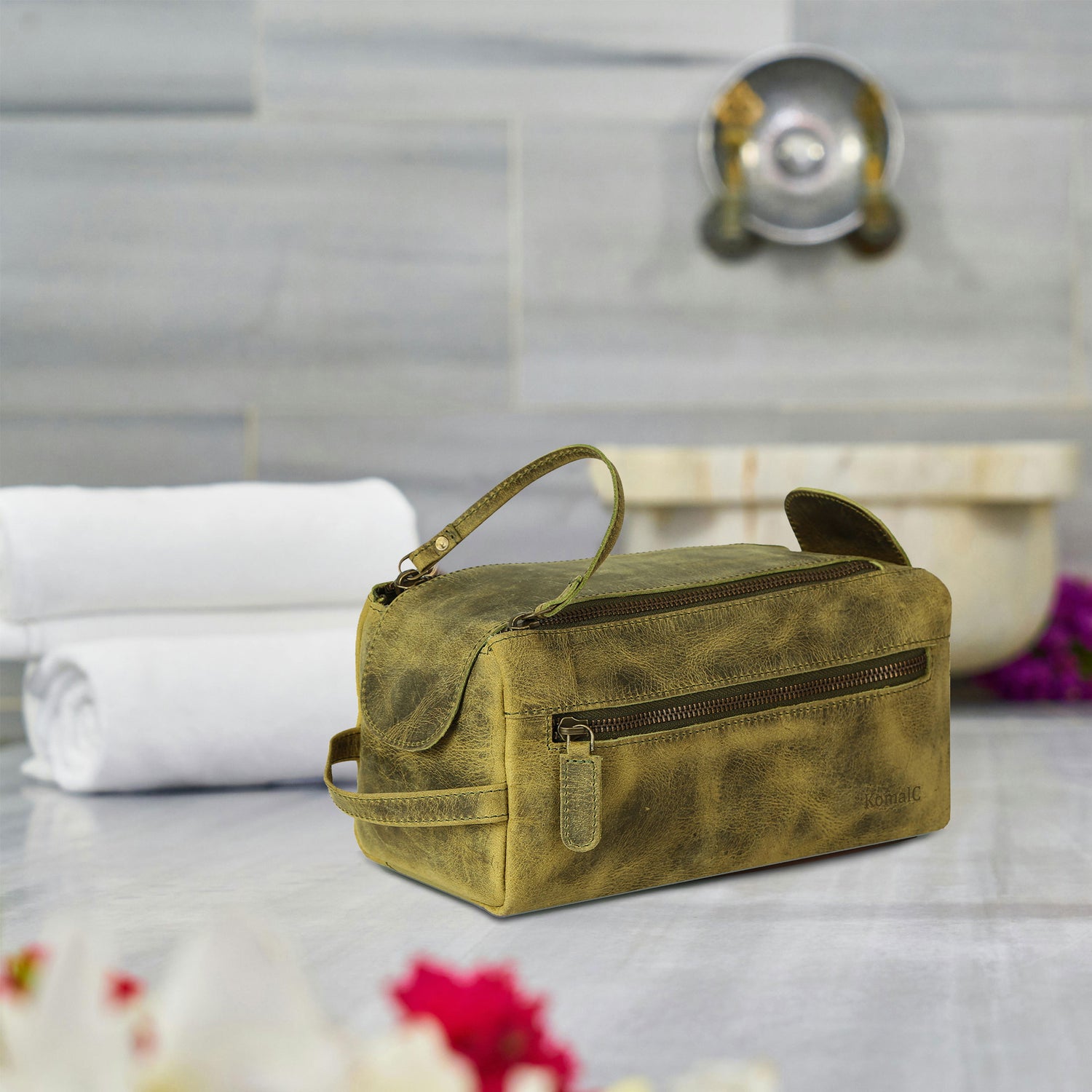 Genuine Buffalo Leather Toiletry Bag – Unisex Travel Dopp Kit (Distressed Green)