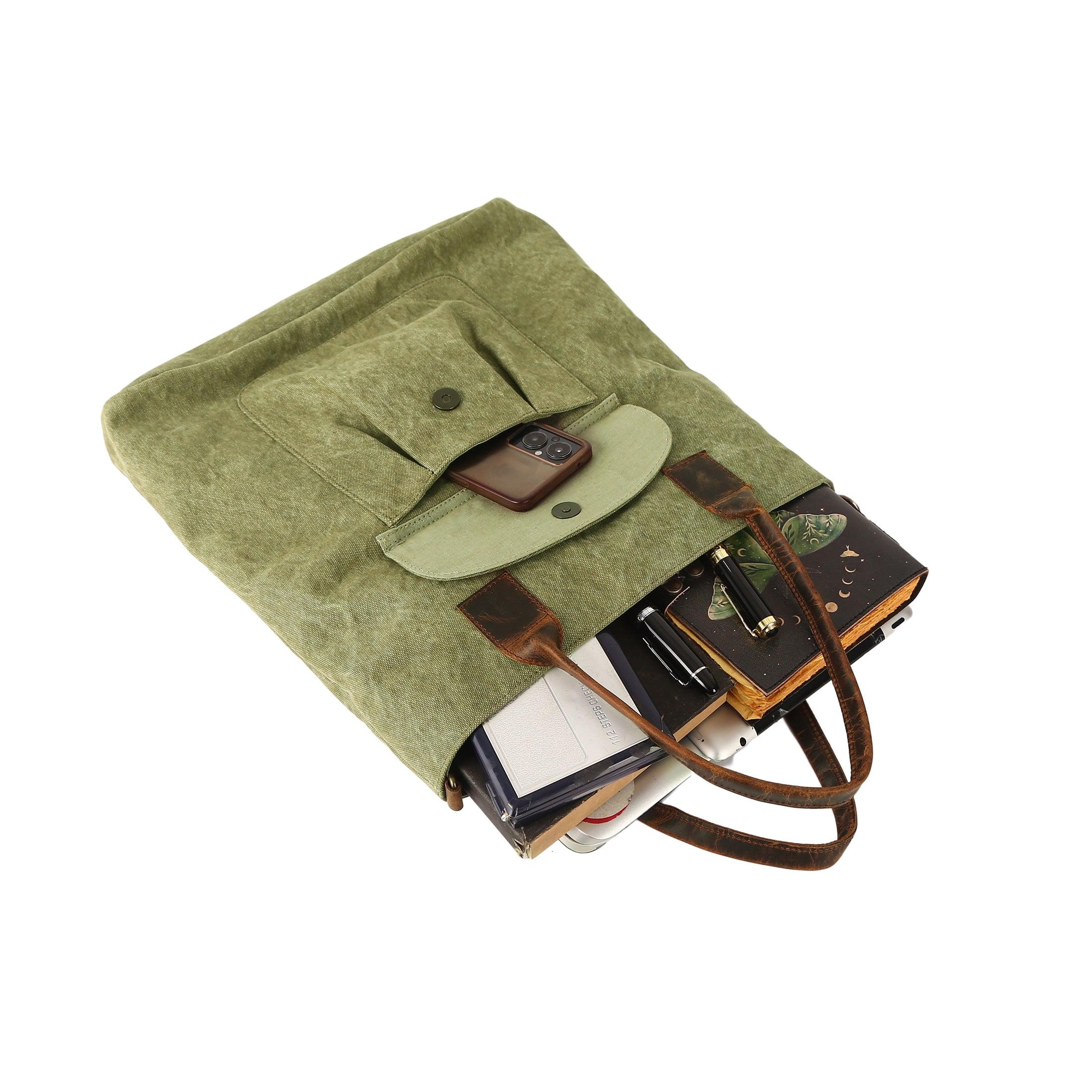 Spacious jute bag with secure zip closure