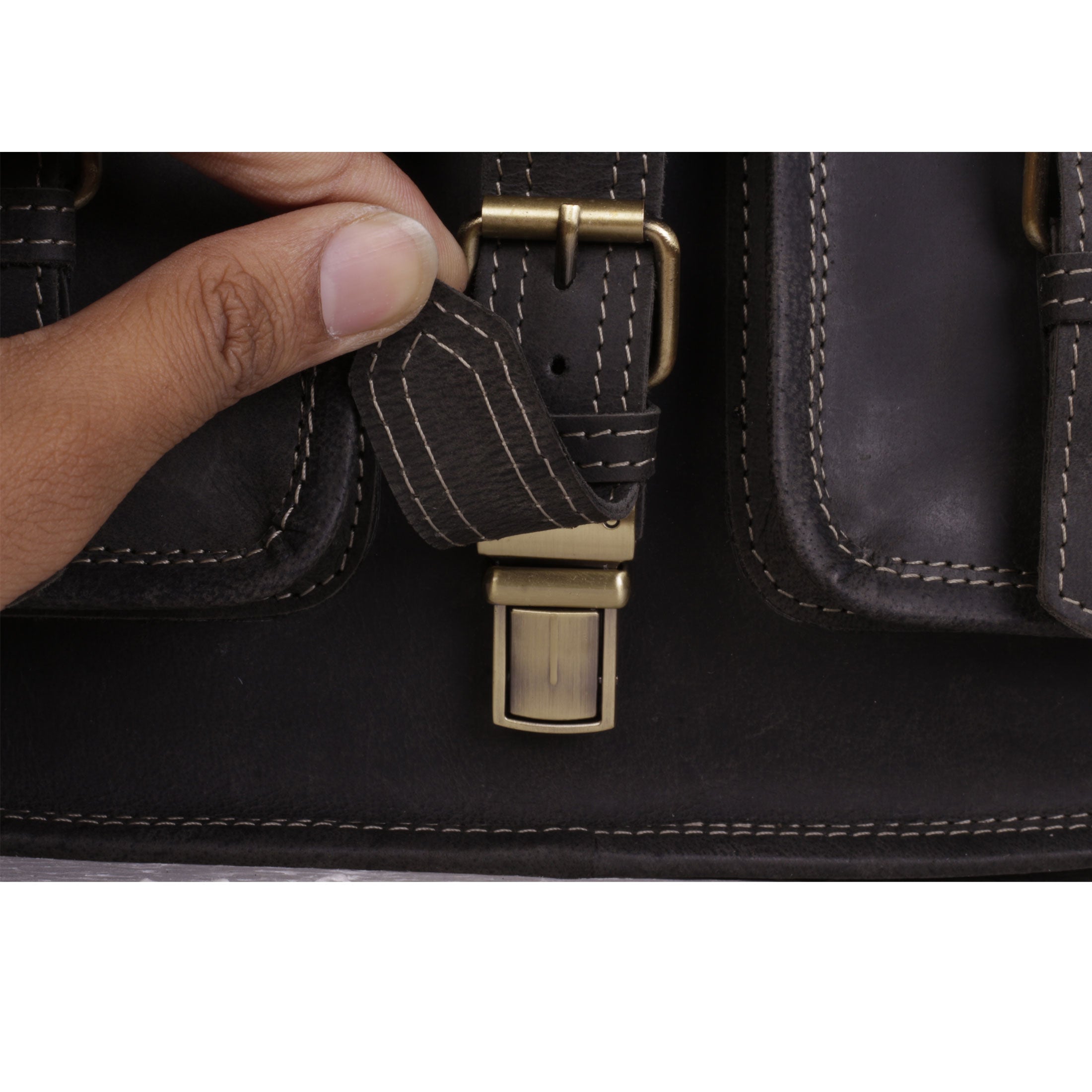 Multi-Purpose Leather Crossbody and Shoulder Purse for Women