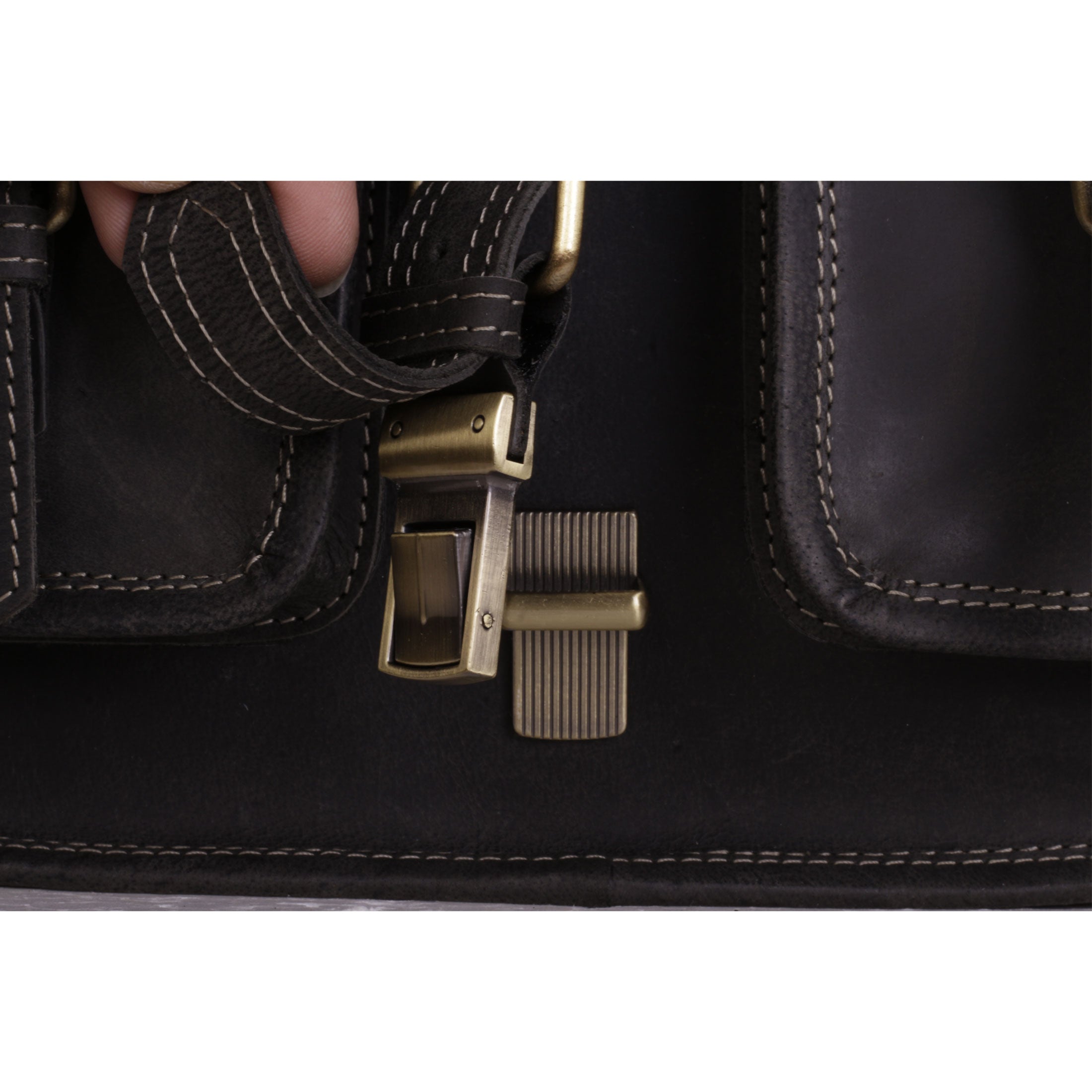 Multi-Purpose Leather Crossbody and Shoulder Purse for Women