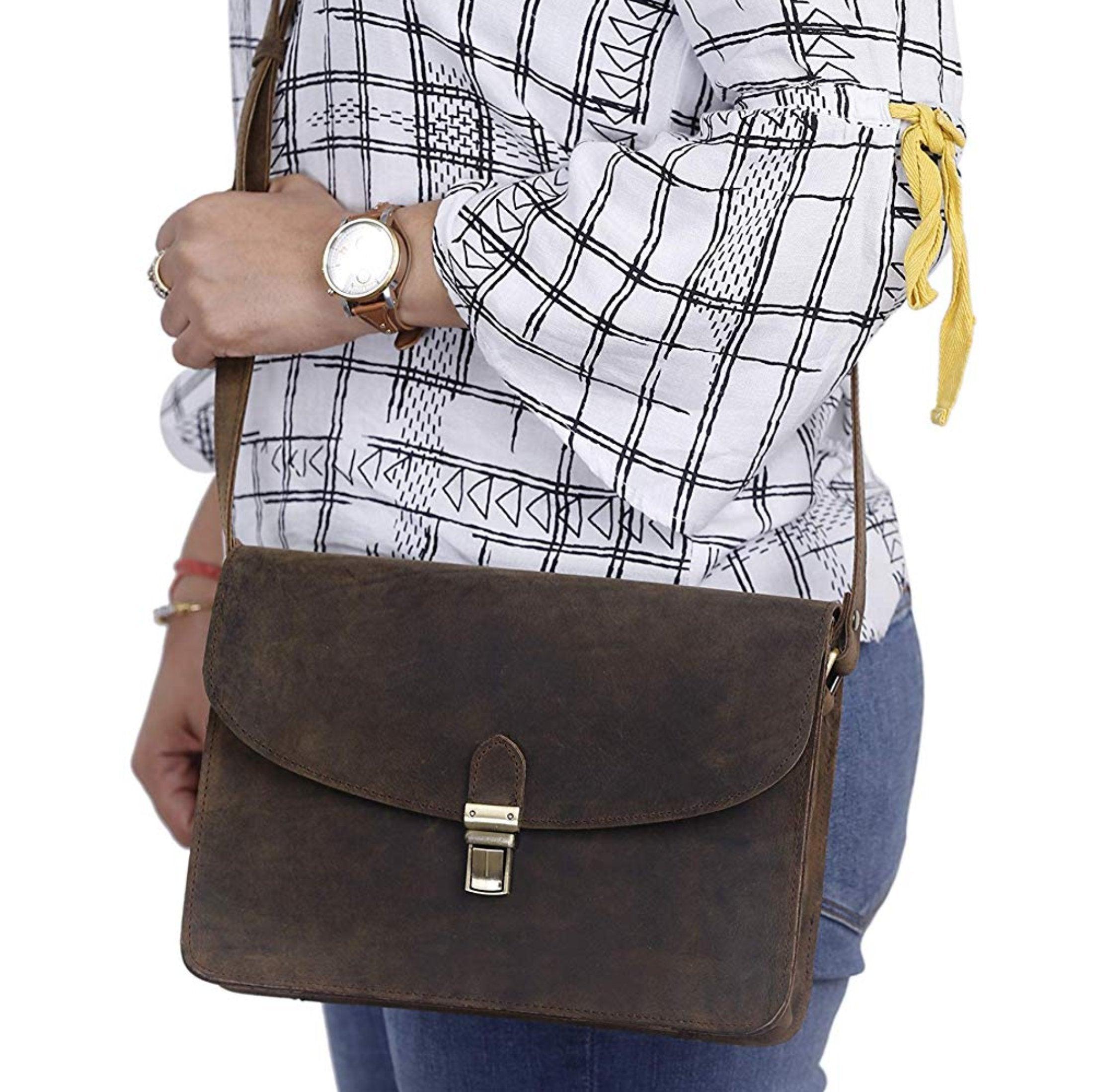 Compact leather sling bag for casual use