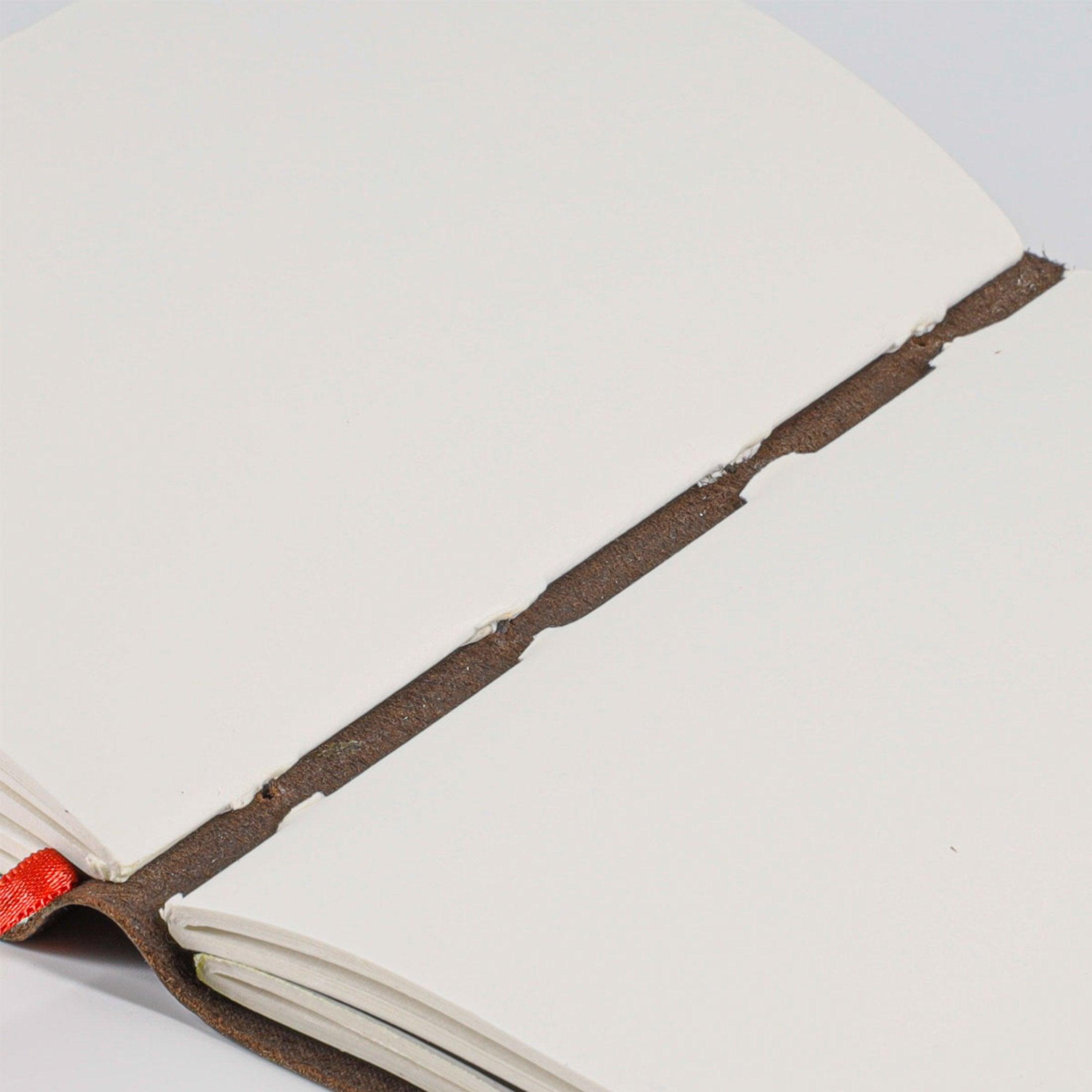 Unlined paper sketchbook and notebook