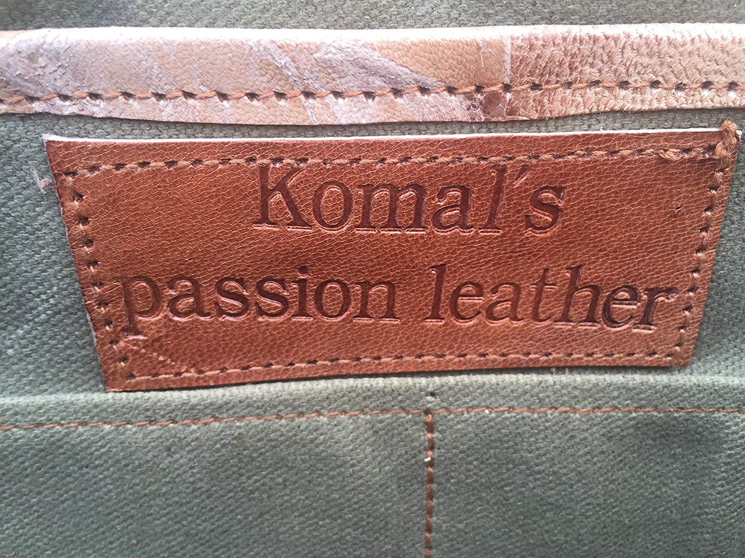 Komal's Passion Leather Komalc 18 inch Leather Briefcases /Laptop Messenger Bags for Men and Women Best Office School College Satchel Bag (Tan with