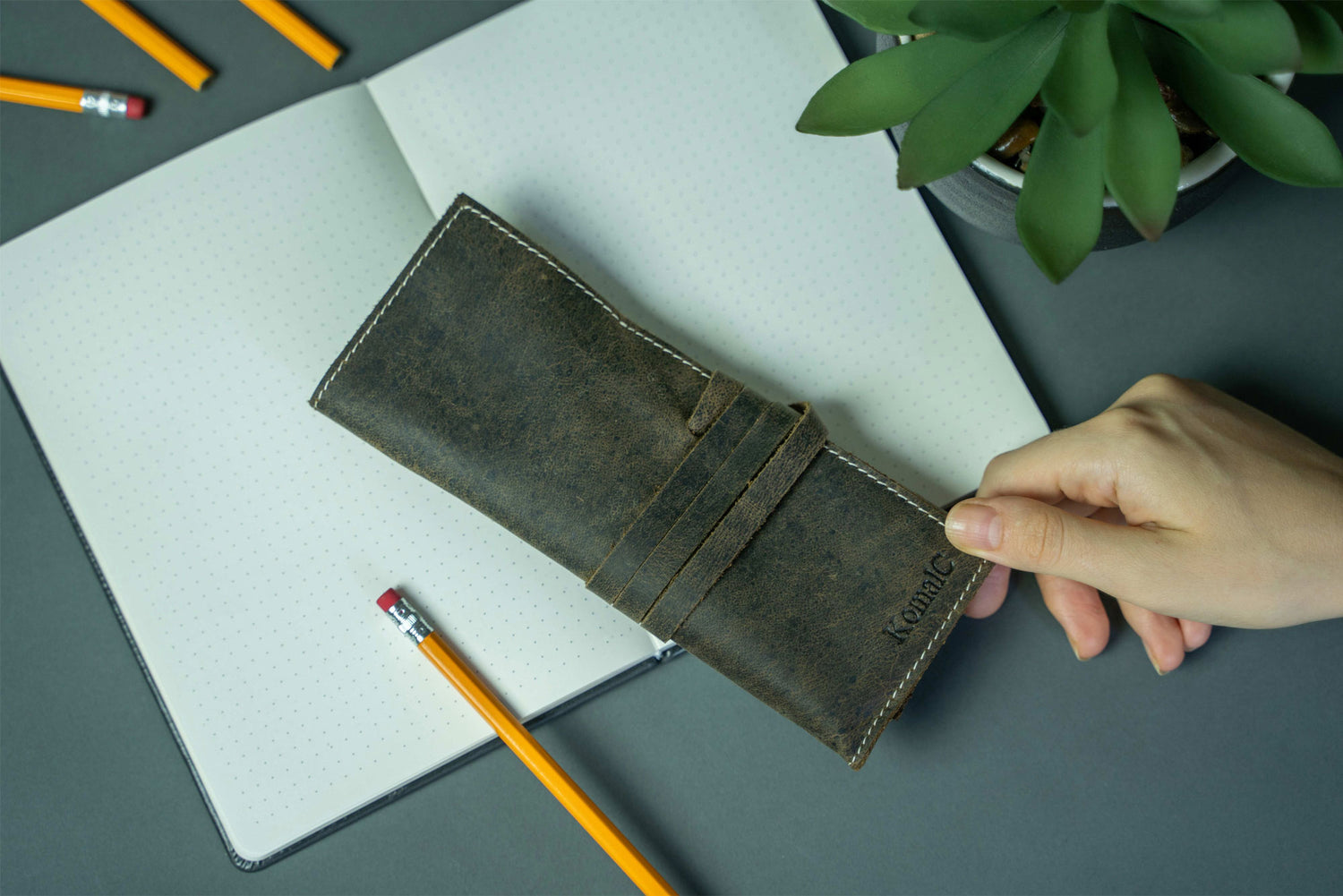 craoopii Leather Pencil Case Pencil Bag Pouch With Zipper Pen Holders  Handmade Genuine Leather For Men Women Businessmen And Artists Home Work  Office.