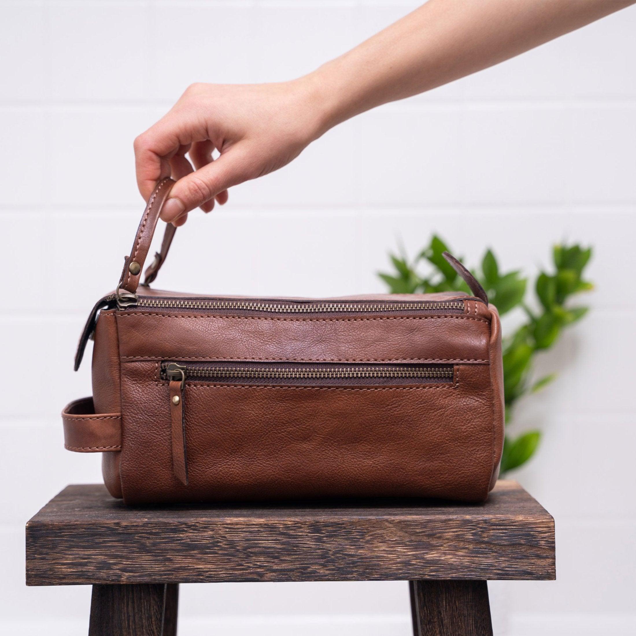 Best leather toiletry bag for travel use