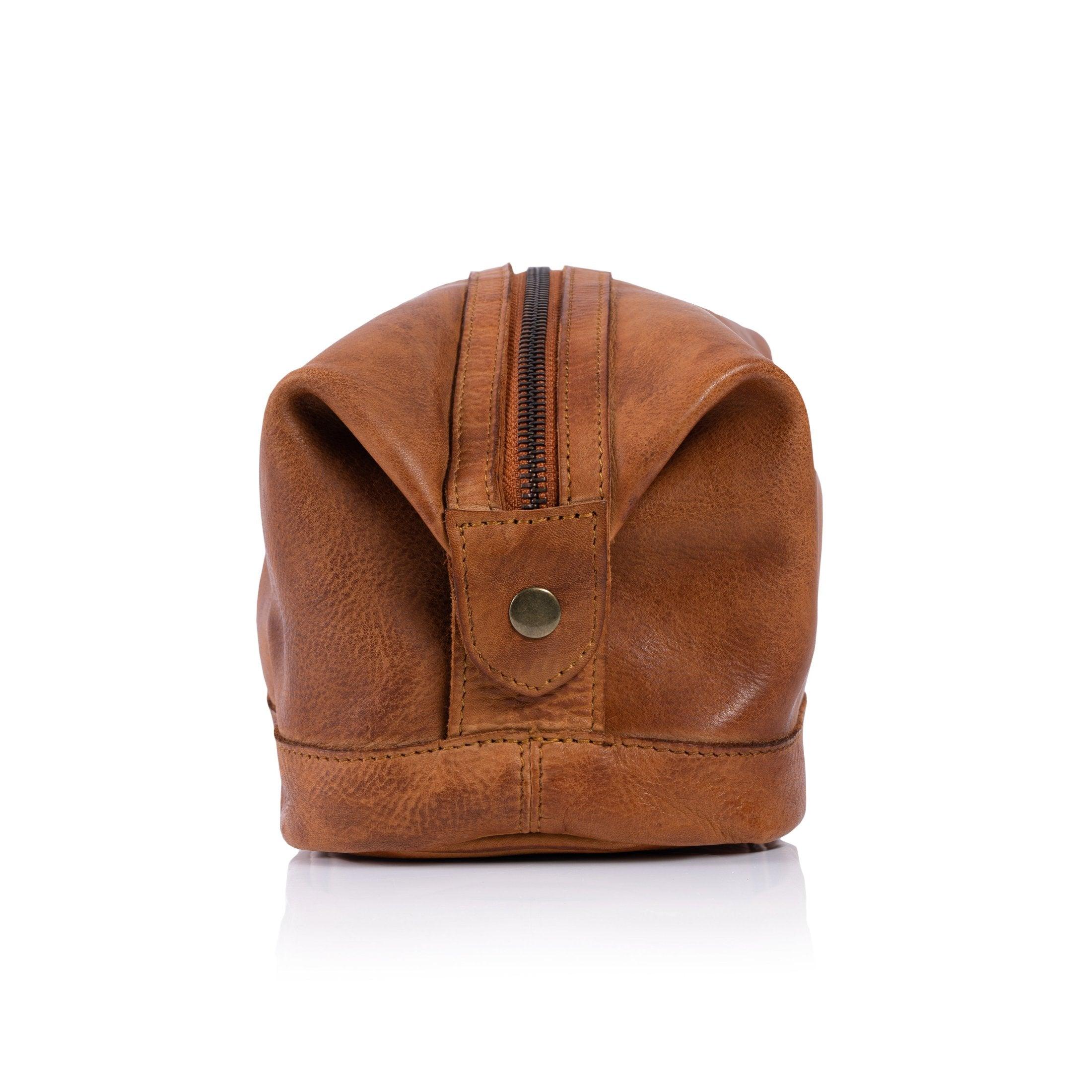 Leather toiletry bag with YKK metal zippers and rivet